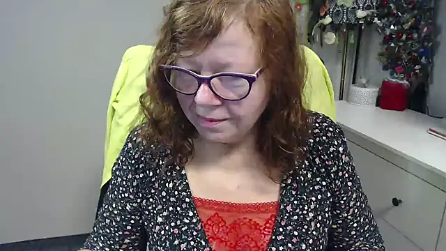 Snapshot of Adelewildx chatting on 01-12-26, 05:23 Adelewildx online show from 01-12-26, 05:23