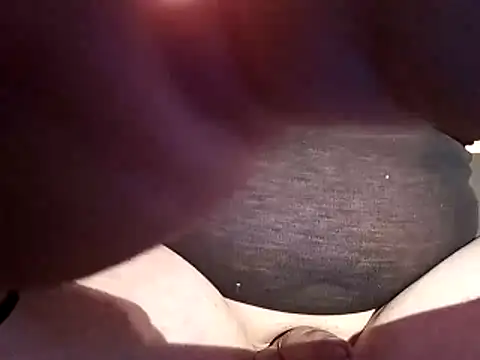 Snapshot of OliverBerlinSucht chatting on 02-02-26, 01:15 OliverBerlinSucht online show from 02-02-26, 01:15