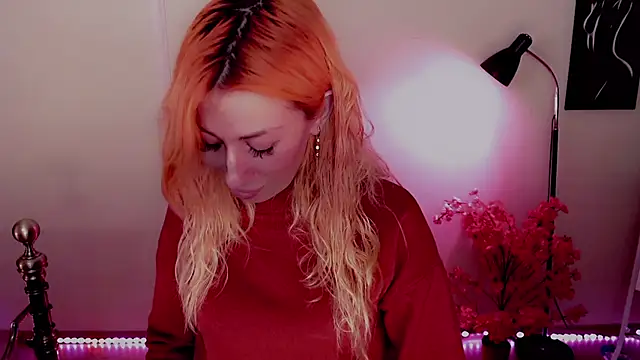 AnnieGOld  online show from 12-18-24, 10:24