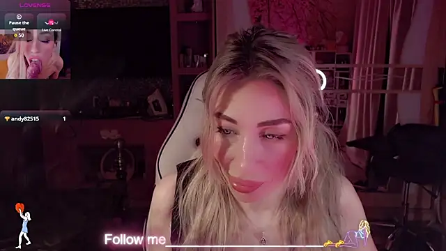 AnnieGOld  online show from 04-11-26, 10:58