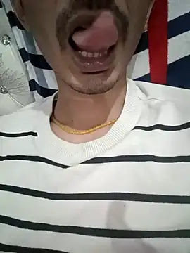 Snapshot of dreamtoungelick69 chatting on 12-12-24, 07:37 dreamtoungelick69 online show from 12-12-24, 07:37