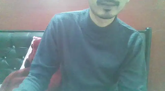 Snapshot of dreamtoungelick69 chatting on 01-03-25, 03:44 dreamtoungelick69 online show from 01-03-25, 03:44