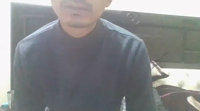 Snapshot of dreamtoungelick69 chatting on 01-05-25, 06:45 dreamtoungelick69 online show from 01-05-25, 06:45