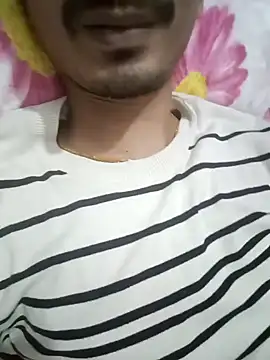 Snapshot of dreamtoungelick69 chatting on 03-04-25, 05:24 dreamtoungelick69 online show from 03-04-25, 05:24