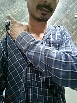 Snapshot of dreamtoungelick69 chatting on 10-17-25, 07:27 dreamtoungelick69 online show from 10-17-25, 07:27