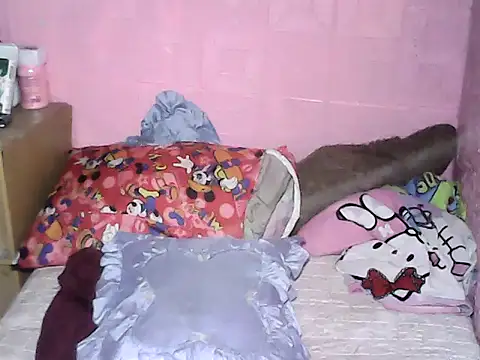 Snapshot of hotpusie_4u chatting on 10-02-25, 05:31 hotpusie 4u online show from 10-02-25, 05:31