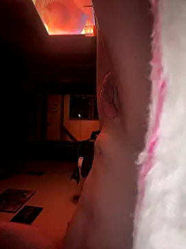 Chris-LE91 online show from 09-16-25, 01:06