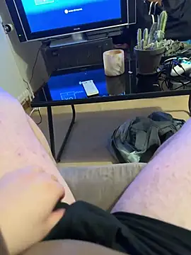 adam123456654321 online show from 12-30-24, 09:19