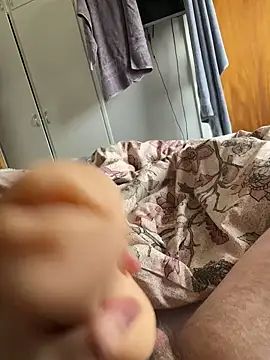 adam123456654321 online show from 03-17-25, 01:29