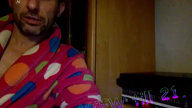 Snapshot of FireFox_Feel chatting on 12-08-24, 08:04 FireFox Feel online show from 12-08-24, 08:04