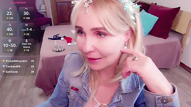 Snapshot of _unique_cam_ chatting on 12-14-24, 03:15  unique cam  online show from 12-14-24, 03:15