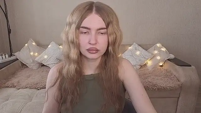 ViolettaLopez online show from 03-15-26, 12:22