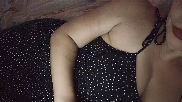 Snapshot of Godness85 chatting on 03-21-26, 04:21 Godness85 online show from 03-21-26, 04:21