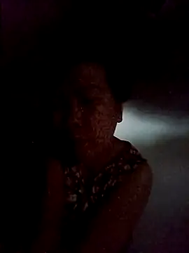 TropicalFlower online show from 12-22-25, 07:16