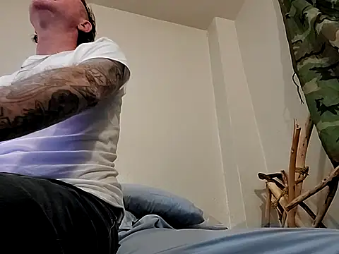 Snapshot of thefire420 chatting on 02-16-25, 11:16 thefire420 online show from 02-16-25, 11:16