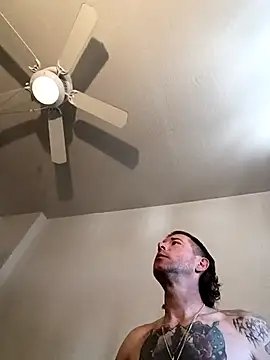 Snapshot of thefire420 chatting on 09-14-25, 05:34 thefire420 online show from 09-14-25, 05:34