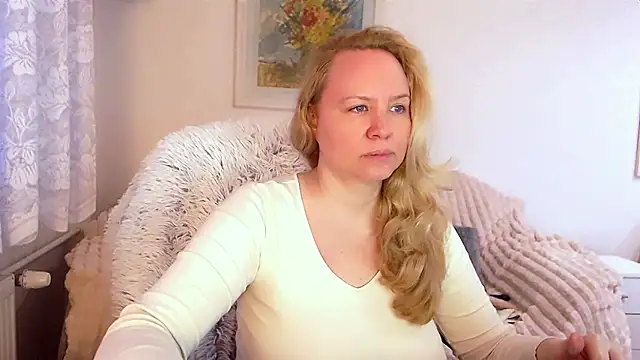 Sarah4you online show from 03-01-25, 04:33