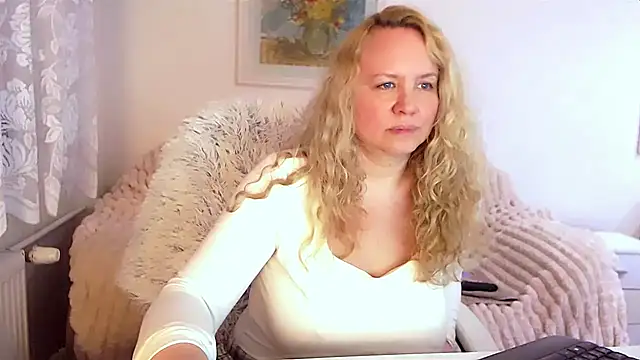 Sarah4you online show from 03-19-25, 12:37