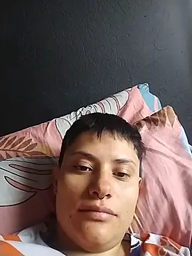 Snapshot of girl_intense444 chatting on 01-19-26, 02:32 girl intense444 online show from 01-19-26, 02:32