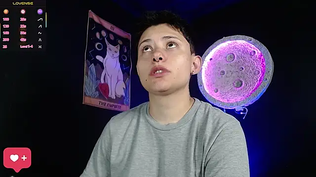 Snapshot of girl_intense444 chatting on 03-03-26, 12:55 girl intense444 online show from 03-03-26, 12:55