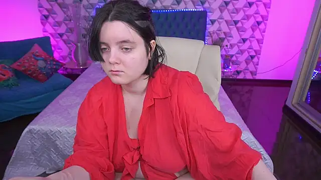 Snapshot of LittleShyy chatting on 05-30-26, 12:46 LittleShyy online show from 05-30-26, 12:46