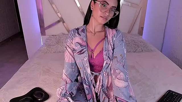 PaulinaBelushi online show from 01-15-25, 04:43