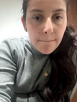 hannyrose  online show from 10-07-25, 02:42