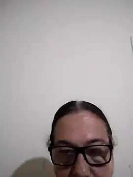 Snapshot of catdool chatting on 01-27-25, 06:31 catdool online show from 01-27-25, 06:31