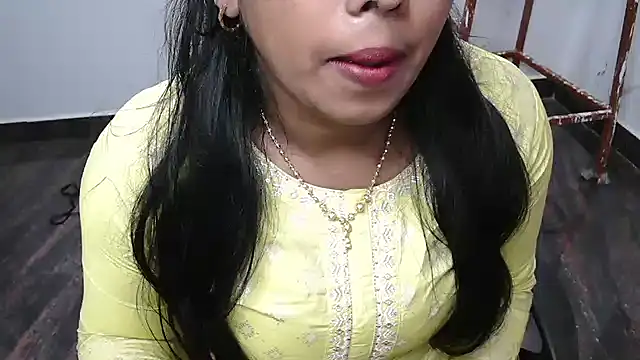 Dhiyapink online show from 12-16-24, 08:31