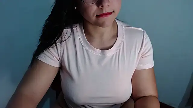 Snapshot of lizbodu chatting on 12-09-24, 10:20 lizbodu online show from 12-09-24, 10:20