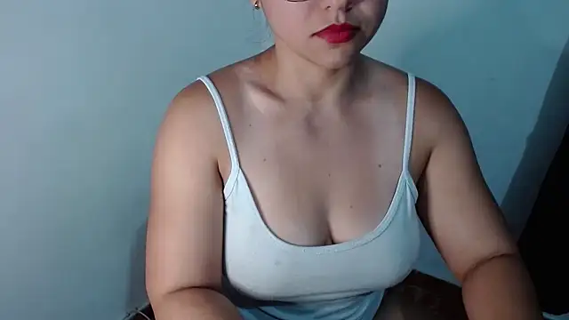 Snapshot of lizbodu chatting on 12-19-24, 10:00 lizbodu online show from 12-19-24, 10:00