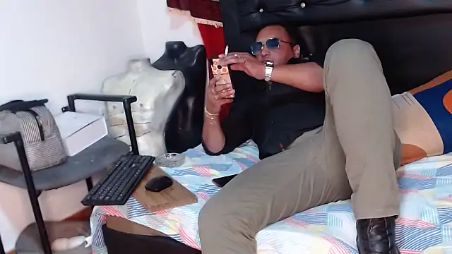 hardrock982 online show from 12-05-25, 02:14