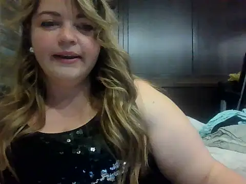 Snapshot of cute__cherry chatting on 07-05-26, 06:15 cute cherry online show from 07-05-26, 06:15