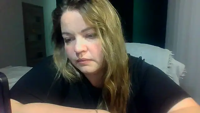 Snapshot of cute__cherry chatting on 07-28-26, 07:39 cute cherry online show from 07-28-26, 07:39