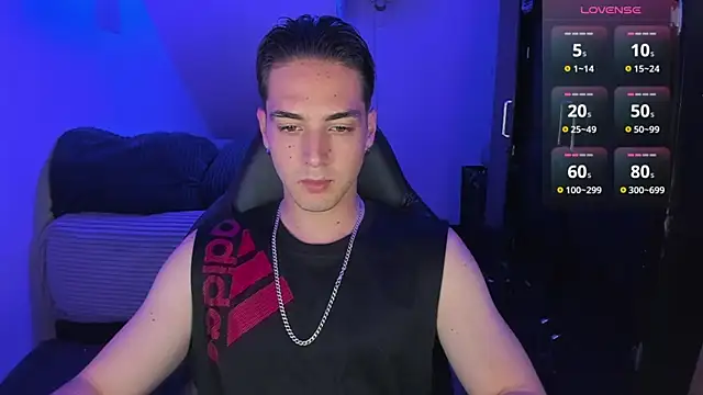 Alex smith00 online show from 03-01-25, 10:21