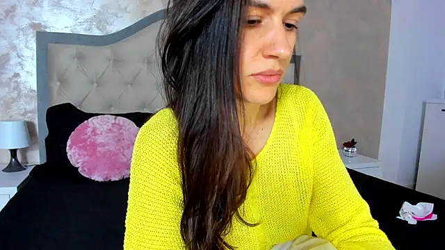 Snapshot of JennaMyers chatting on 05-19-26, 07:09 JennaMyers online show from 05-19-26, 07:09