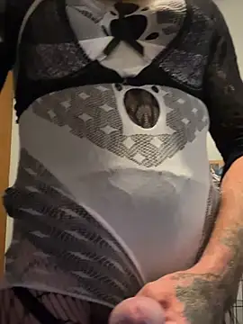 MadMaxxx84 online show from 04-13-26, 06:52