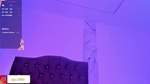 alysson 18 online show from 11-24-25, 01:11