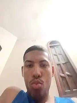 Vinicius5890 online show from 04-18-26, 10:54