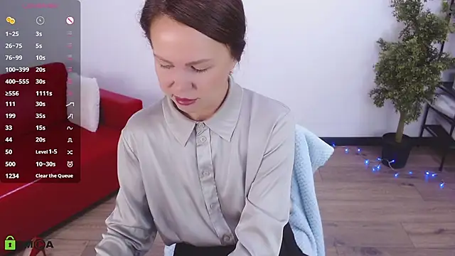 Snapshot of VickyGolden chatting on 07-19-26, 05:33 VickyGolden online show from 07-19-26, 05:33