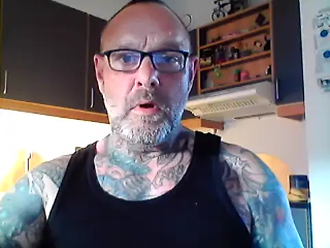 Snapshot of motormund chatting on 10-02-25, 06:31 motormund online show from 10-02-25, 06:31