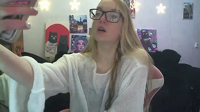 SecretSophia online show from 01-09-26, 11:46