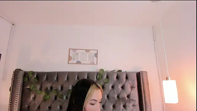 Kim Blane online show from 02-07-25, 08:11