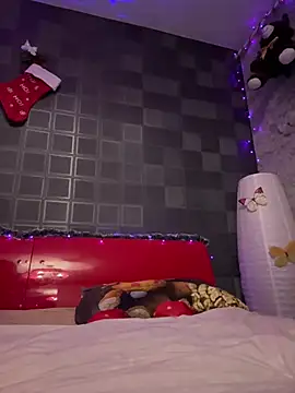 YreneRay online show from 12-26-24, 10:37