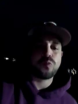 Snapshot of Jewfish420 chatting on 12-15-24, 04:40 Jewfish420 online show from 12-15-24, 04:40