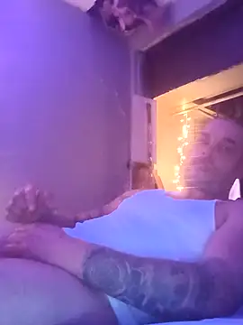 Snapshot of Jewfish420 chatting on 03-01-25, 10:34 Jewfish420 online show from 03-01-25, 10:34