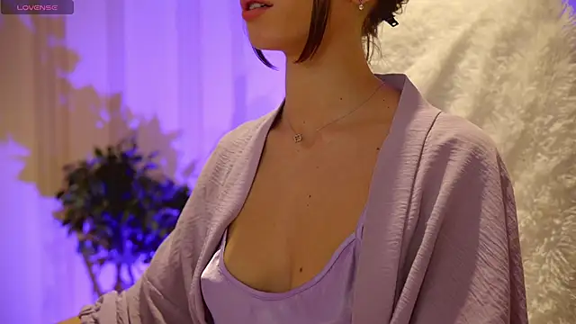 Snapshot of Danielle_Thomas chatting on 02-26-25, 12:03 Danielle Thomas online show from 02-26-25, 12:03