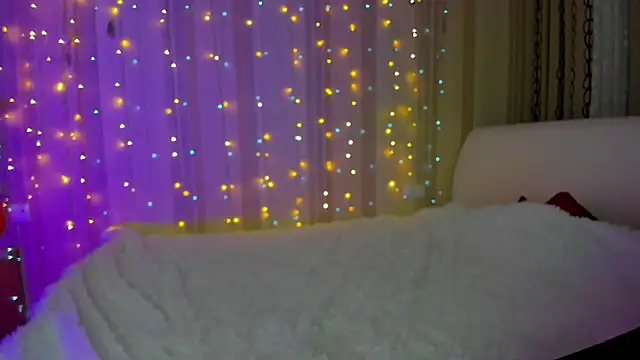 Snapshot of Danielle_Thomas chatting on 03-01-25, 02:55 Danielle Thomas online show from 03-01-25, 02:55