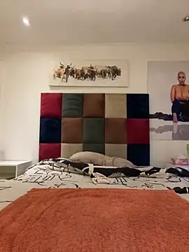 Snapshot of sexyTHANDO chatting on 10-19-25, 08:20 sexyTHANDO online show from 10-19-25, 08:20