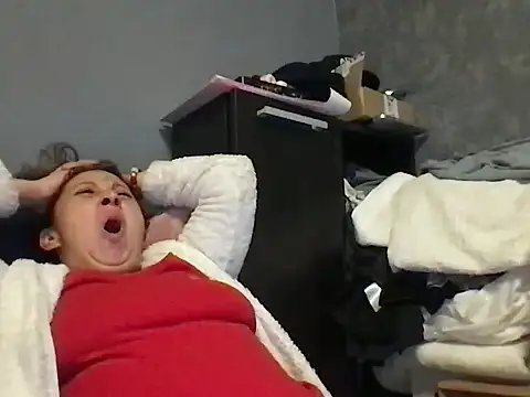 Snapshot of maryxex28 chatting on 11-26-25, 07:15 maryxex28 online show from 11-26-25, 07:15